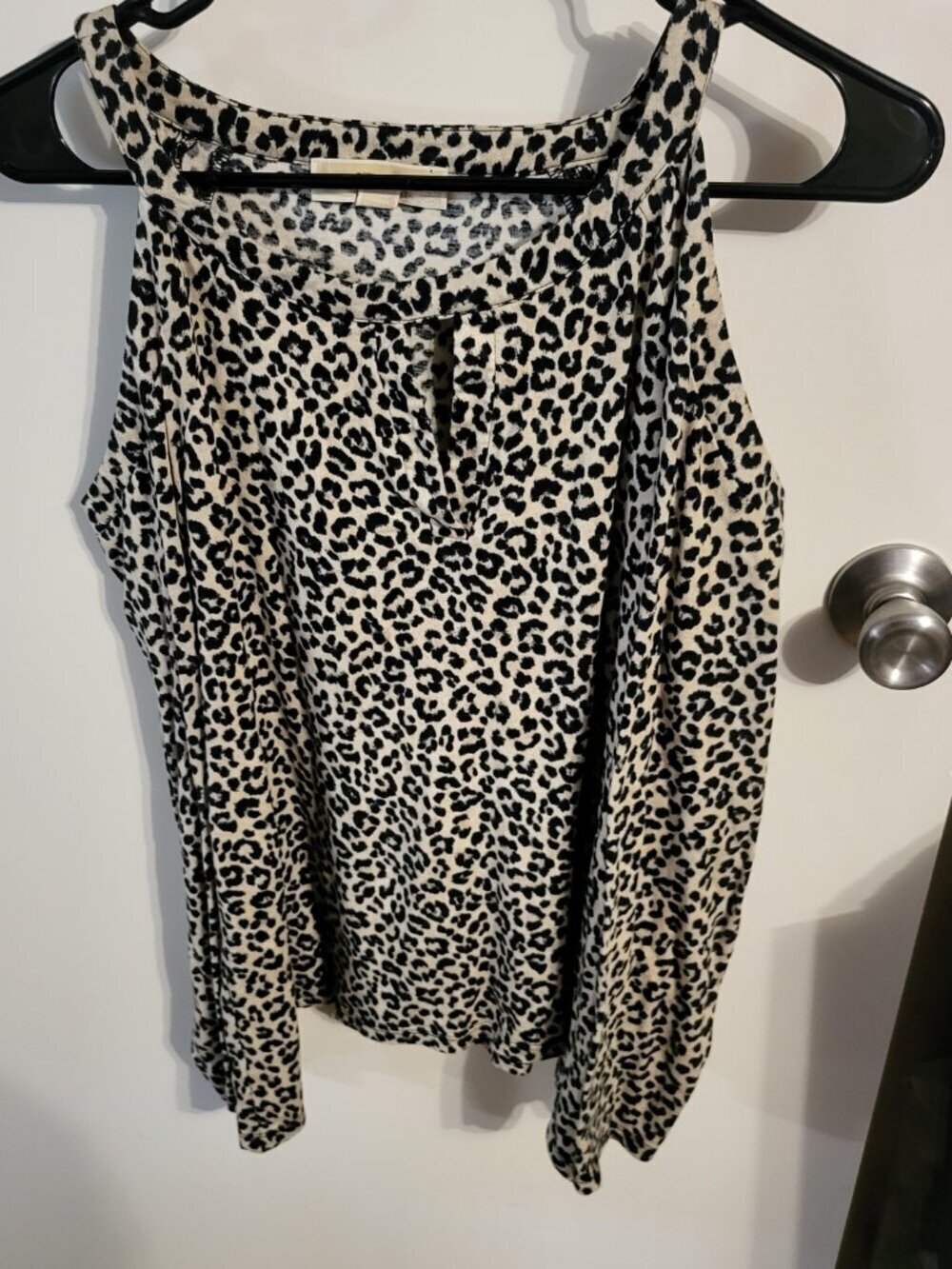 MICHAEL KORS CHEETAH PRINT COLD SHOULDER TOP SZ L